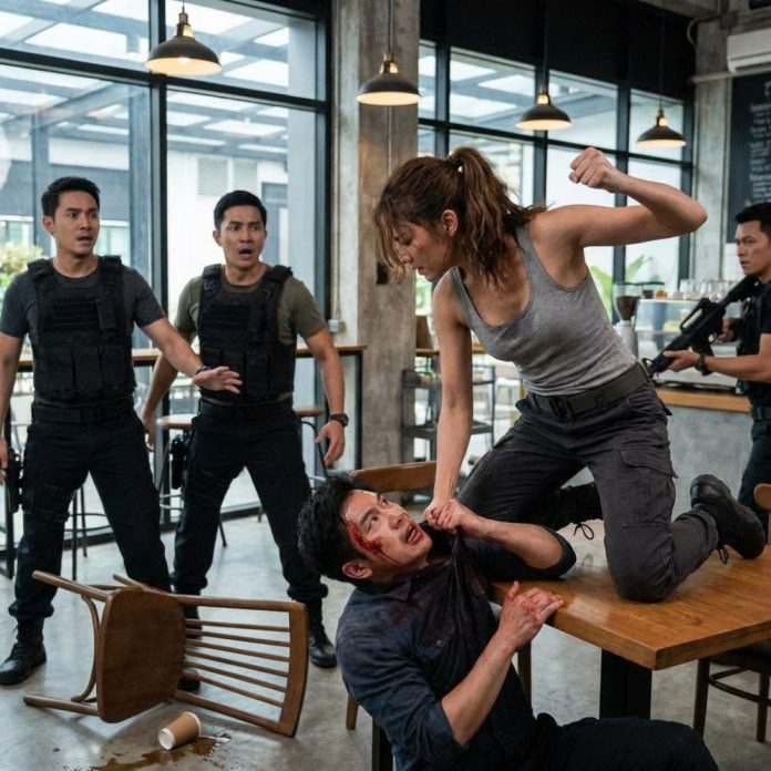 Woman_fighting_man_202604050100